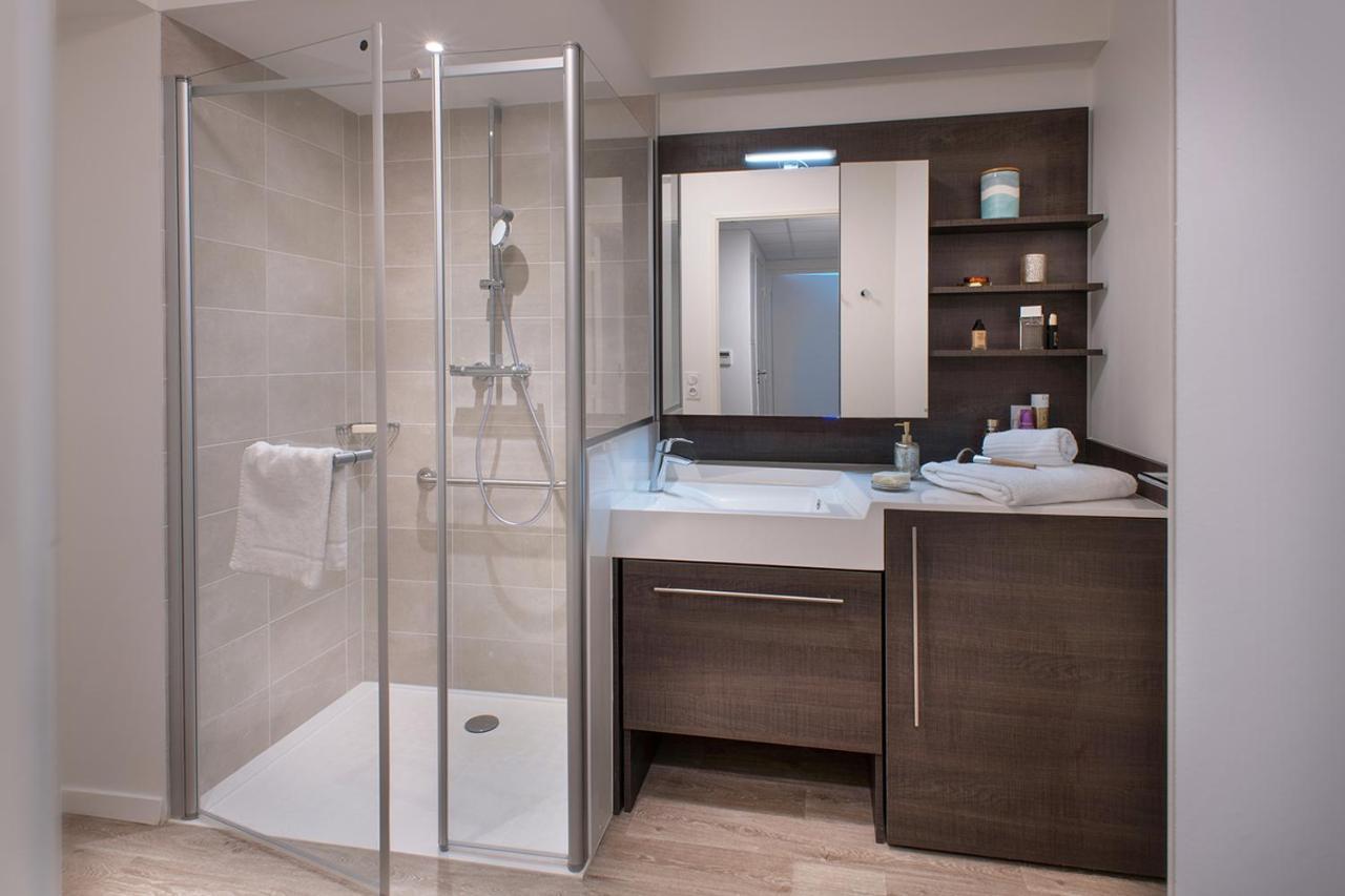 Residence Services Seniors Domitys Les Eaux Vives Digne-les-Bains ภายนอก รูปภาพ