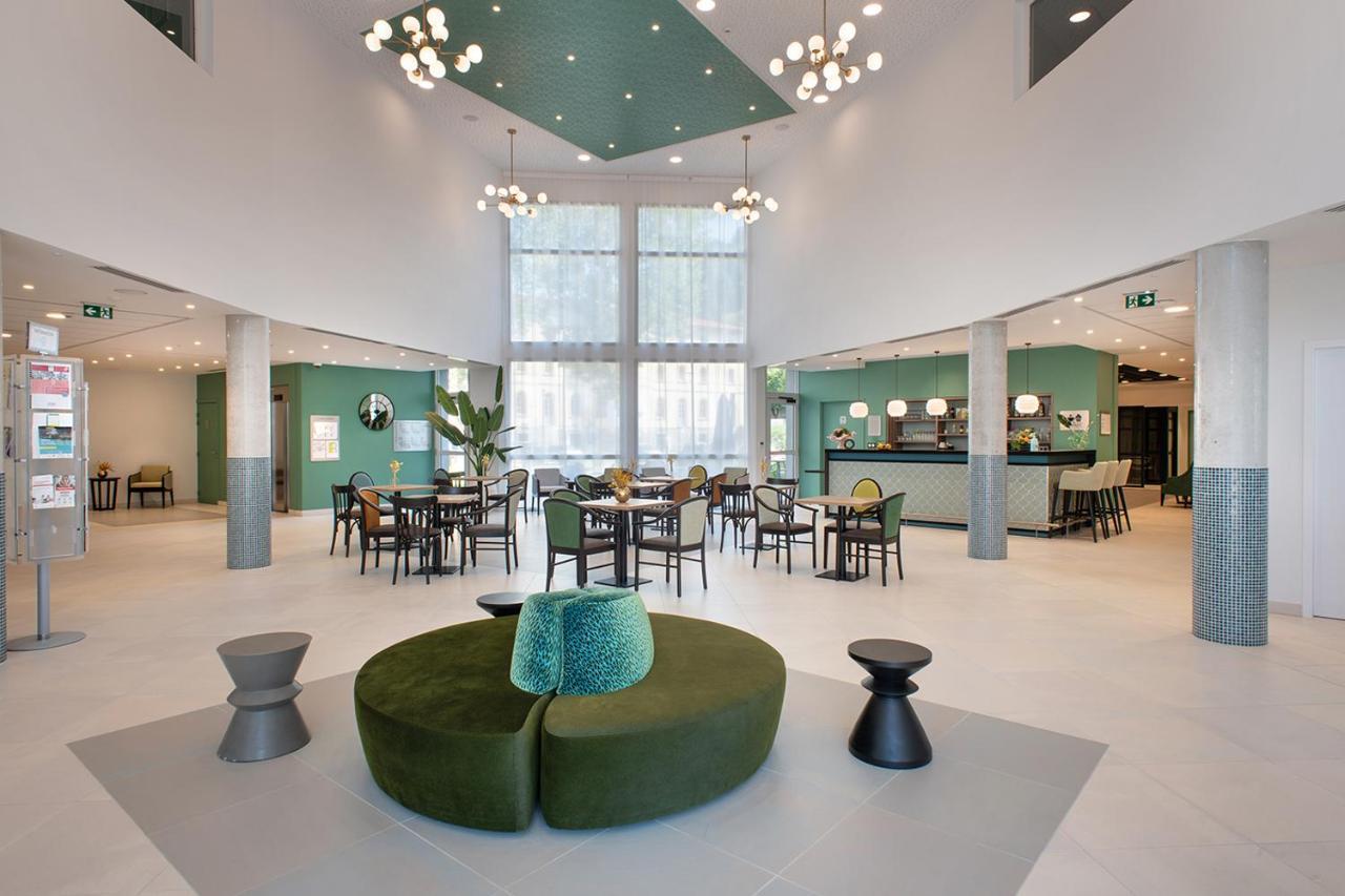 Residence Services Seniors Domitys Les Eaux Vives Digne-les-Bains ภายนอก รูปภาพ