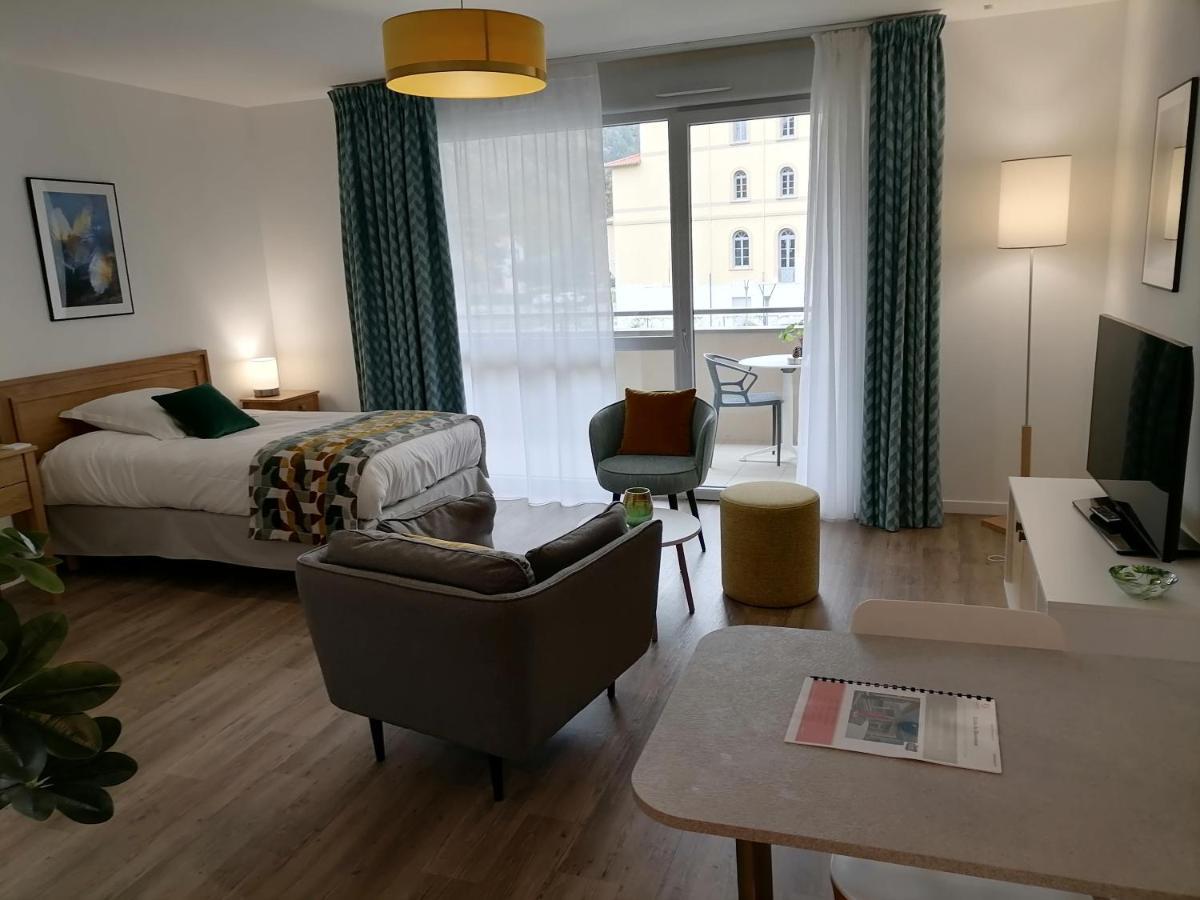 Residence Services Seniors Domitys Les Eaux Vives Digne-les-Bains ภายนอก รูปภาพ